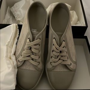 Authentic Gucci sneakers